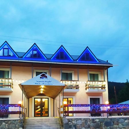 Hotel White Mountains • Თეთრი Მთები Mestia Exterior photo